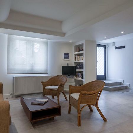 Right Under The Acropolis Apartment Athens Ngoại thất bức ảnh